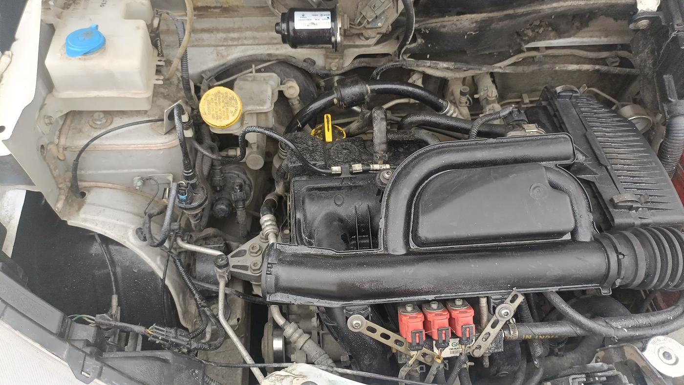 2020 Renault Kwid RXL, CNG, Manual, 60,102 km, Engine View - Right