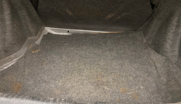 2014 Honda Amaze 1.2L I-VTEC E, Petrol, Manual, 80,033 km, Boot Inside