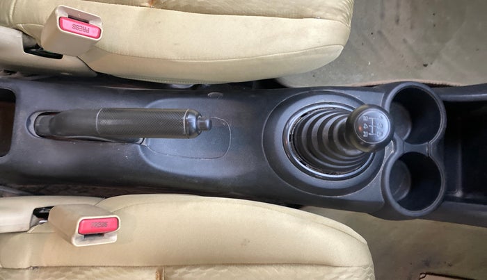 2014 Honda Amaze 1.2L I-VTEC E, Petrol, Manual, 80,033 km, Gear Lever