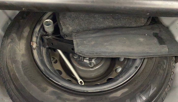 2021 Hyundai NEW SANTRO SPORTZ EXECUTIVE MT CNG, CNG, Manual, 79,520 km, Spare Tyre