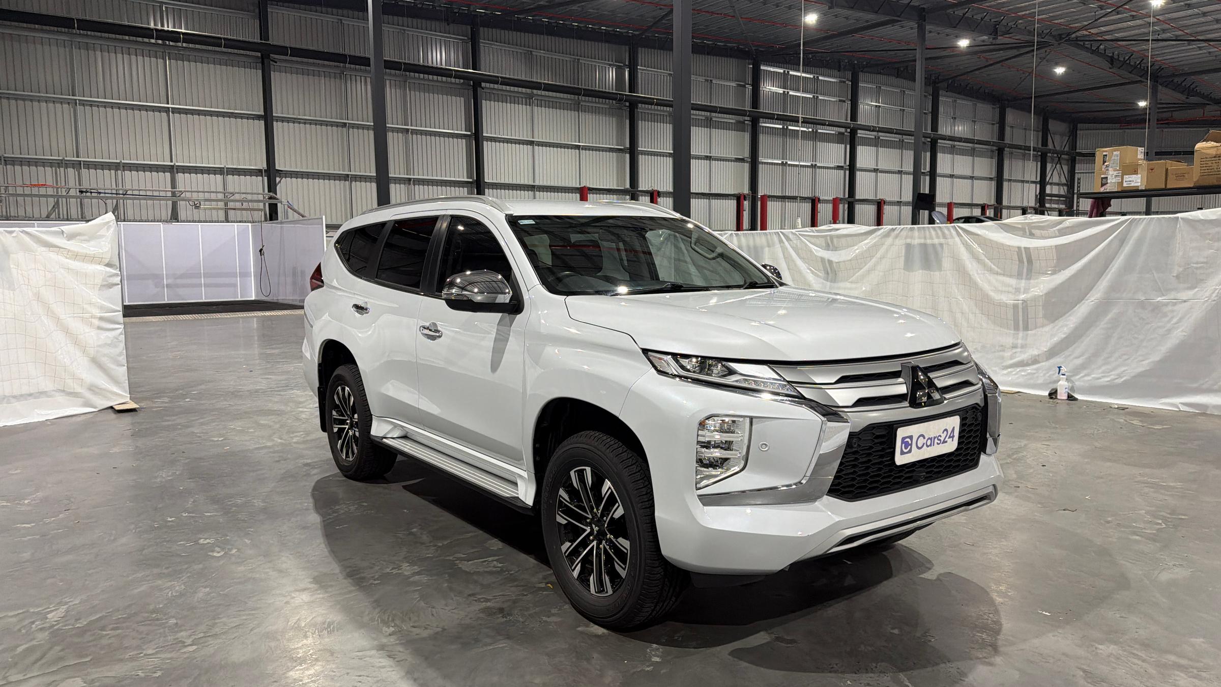Mitsubishi Pajero Sport image