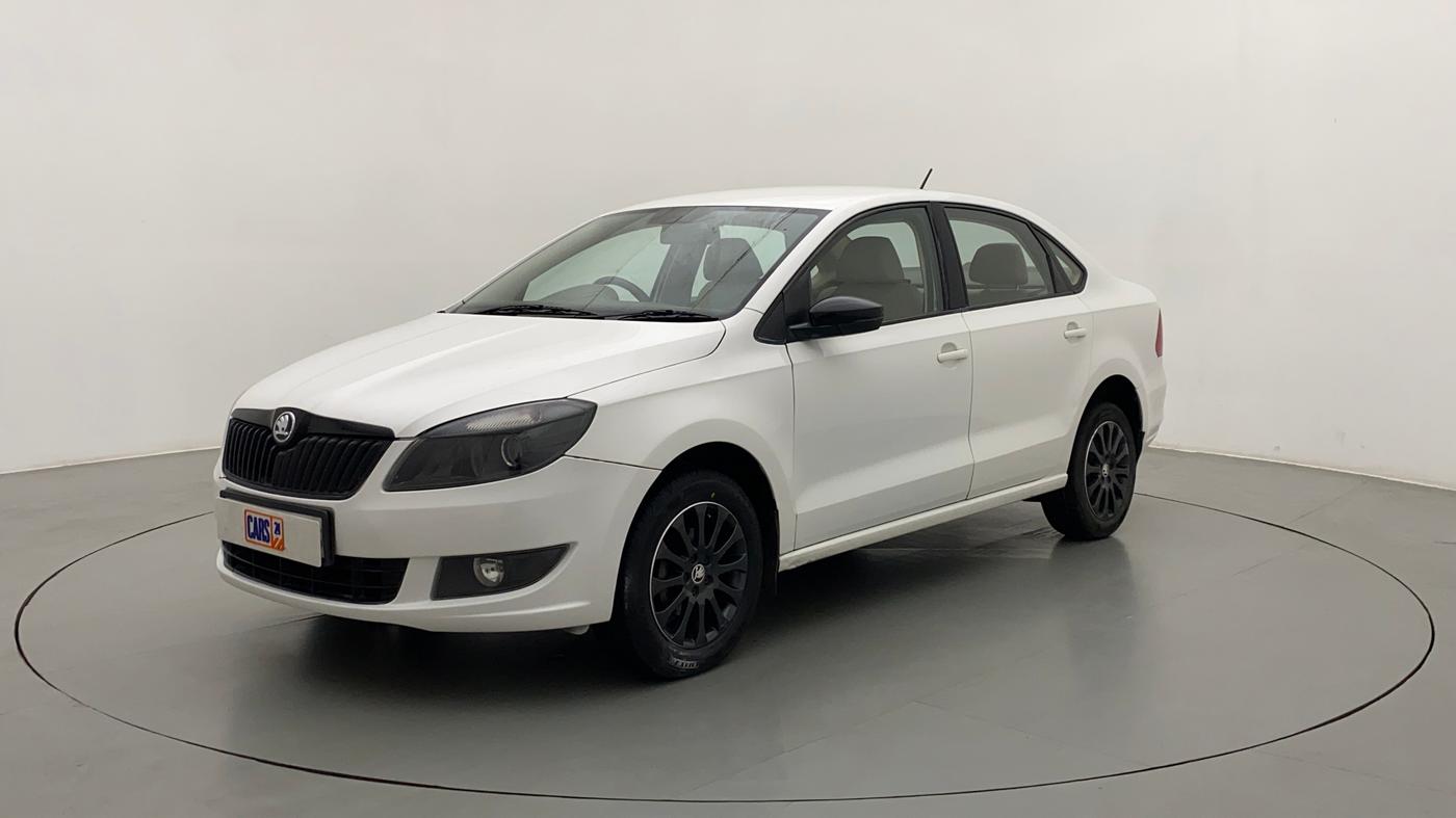 2015 Skoda Rapid 1.6 MPI STYLE AT, Petrol, Automatic, 44,565 km, Left Front Diagonal