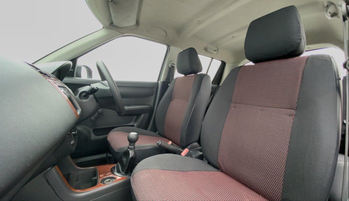 2009 Maruti Swift LXI 1.3, Petrol, Manual, 41,234 km, Right Side Front Door Cabin