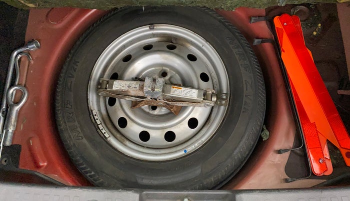 2009 Maruti Swift LXI 1.3, Petrol, Manual, 41,234 km, Spare Tyre