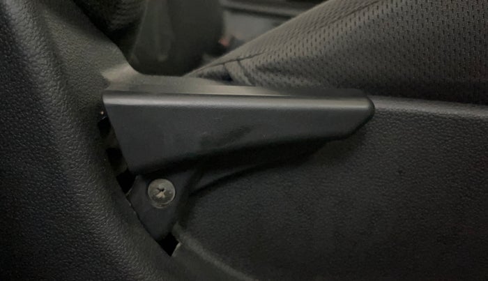 2017 Tata Tiago XT PETROL, Petrol, Manual, 66,624 km, Driver Side Adjustment Panel