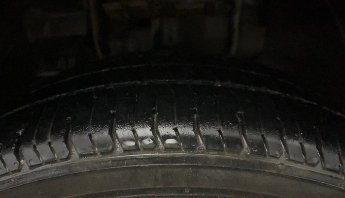 2017 Tata Tiago XT PETROL, Petrol, Manual, 66,624 km, Left Front Tyre Tread