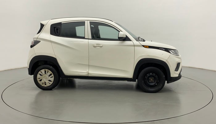 2017 Mahindra KUV 100 NXT K4+ 6S, Petrol, Manual, 43,392 km, Right Side View