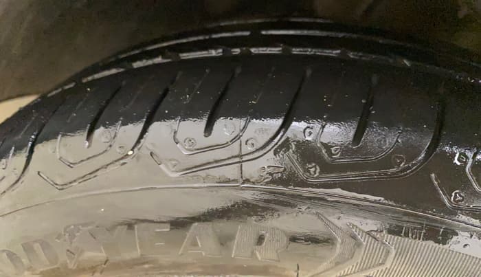 2022 Tata Tiago XT CNG, CNG, Manual, 1,02,942 km, Right Rear Tyre Tread