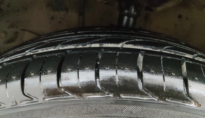 2020 Honda Amaze 1.2L I-VTEC V, Petrol, Manual, 25,518 km, Left Front Tyre Tread