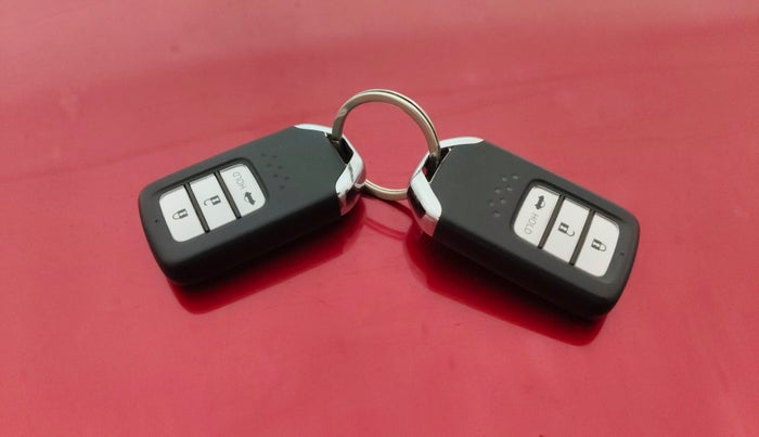 2020 Honda Amaze 1.2L I-VTEC V, Petrol, Manual, 25,518 km, Key Close Up