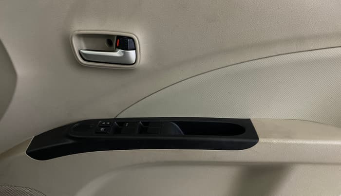 2019 Maruti Celerio VXI, Petrol, Manual, 36,231 km, Driver Side Door Panels Control