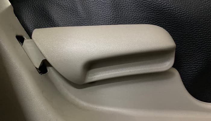 2019 Maruti Celerio VXI, Petrol, Manual, 36,231 km, Driver Side Adjustment Panel