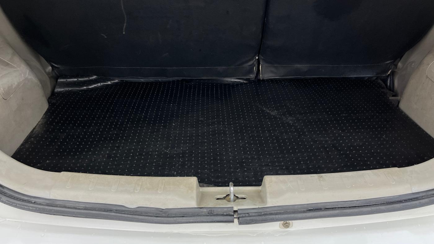 2015 Maruti Celerio ZXI, Petrol, Manual, 1,19,818 km, Boot Inside