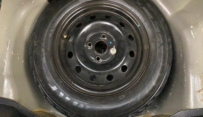 2015 Maruti Swift VDI, Diesel, Manual, 1,49,705 km, Spare Tyre