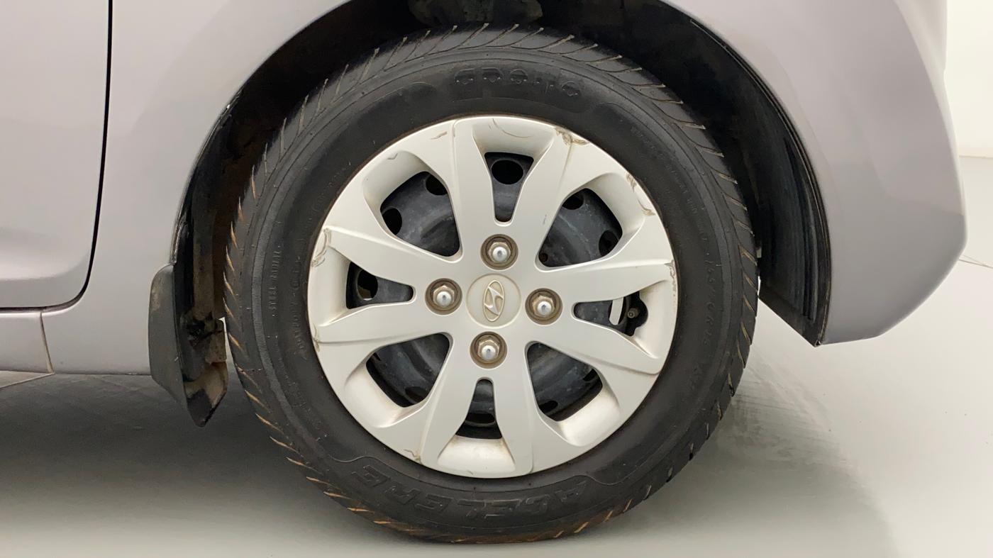 2014 Hyundai Eon MAGNA +, Petrol, Manual, 29,687 km, Right Front Wheel