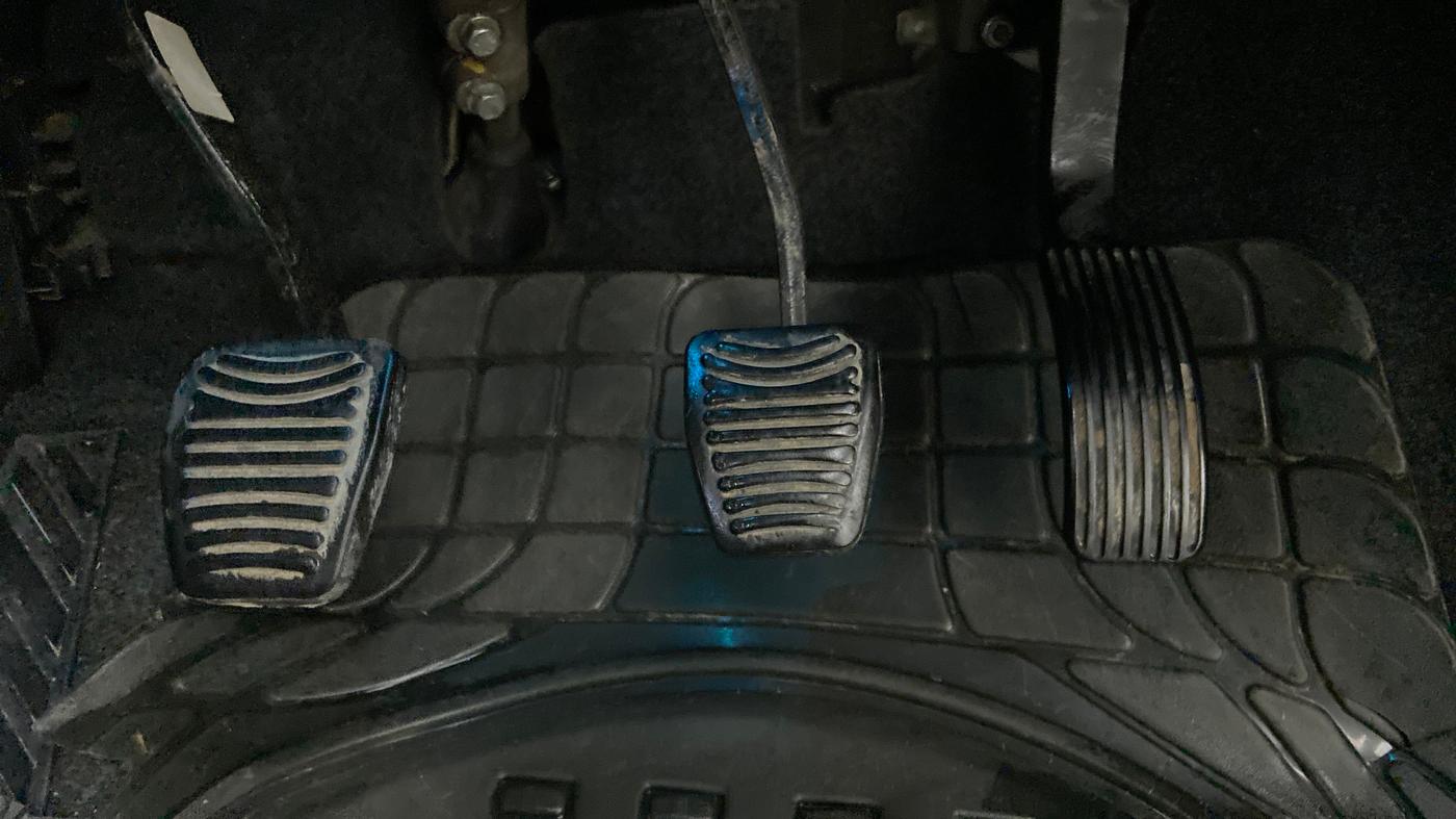 2019 Mahindra XUV500 W9, Diesel, Manual, 5 km, Pedals