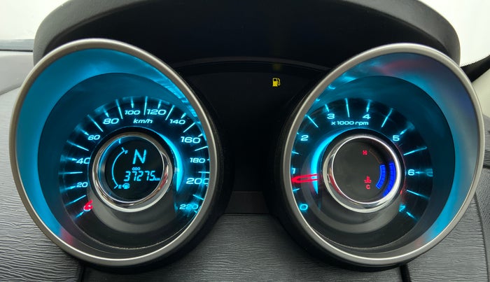 2019 Mahindra XUV500 W9, Diesel, Manual, 5 km, Odometer Image
