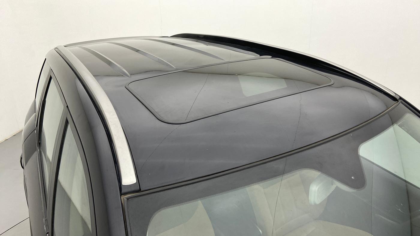 2019 Mahindra XUV500 W9, Diesel, Manual, 5 km, Roof