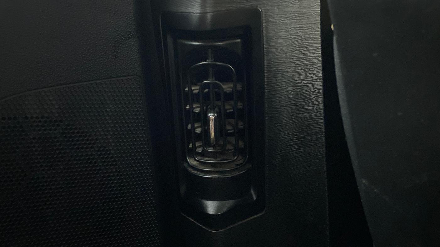 2019 Mahindra XUV500 W9, Diesel, Manual, 5 km, Rear AC Vents