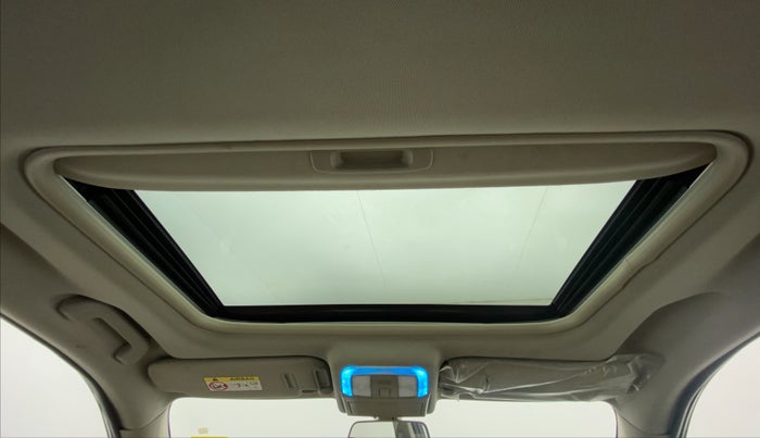 2019 Mahindra XUV500 W9, Diesel, Manual, 5 km, Moonroof/ Sunroof