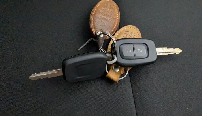 2021 Renault Kwid CLIMBER 1.0 AMT (O), Petrol, Automatic, 8,731 km, Key Close Up