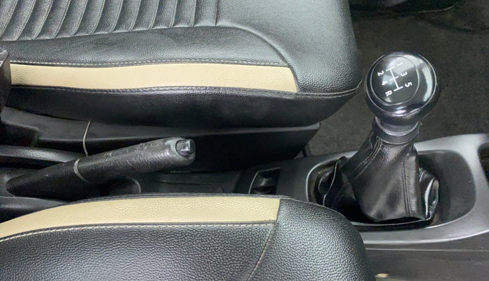 2018 Maruti Wagon R 1.0 LXI CNG, CNG, Manual, 84,140 km, Gear Lever