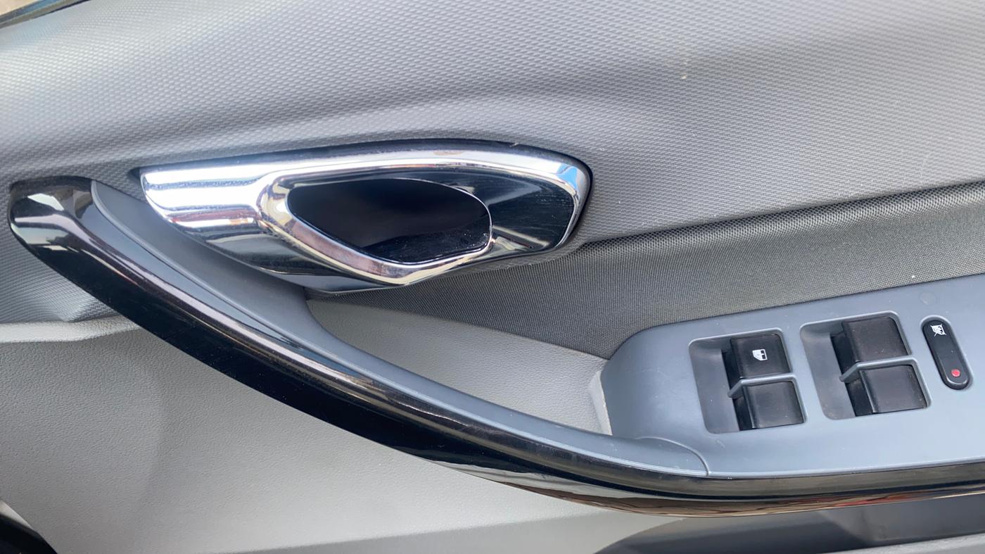 2020 Tata TIGOR XZ PLUS PETROL, Petrol, Manual, 53,907 km, Driver Side Door Panels Control
