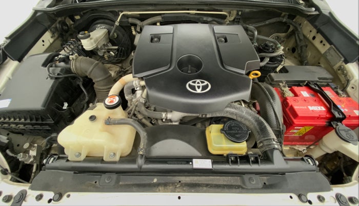 2017 Toyota Fortuner 2.8 4X2 AT, Diesel, Automatic, 1,04,607 km, Open Bonet