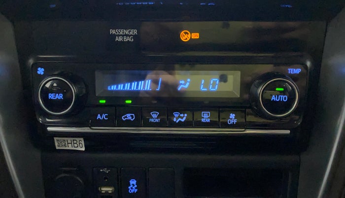 2017 Toyota Fortuner 2.8 4X2 AT, Diesel, Automatic, 1,04,607 km, Automatic Climate Control