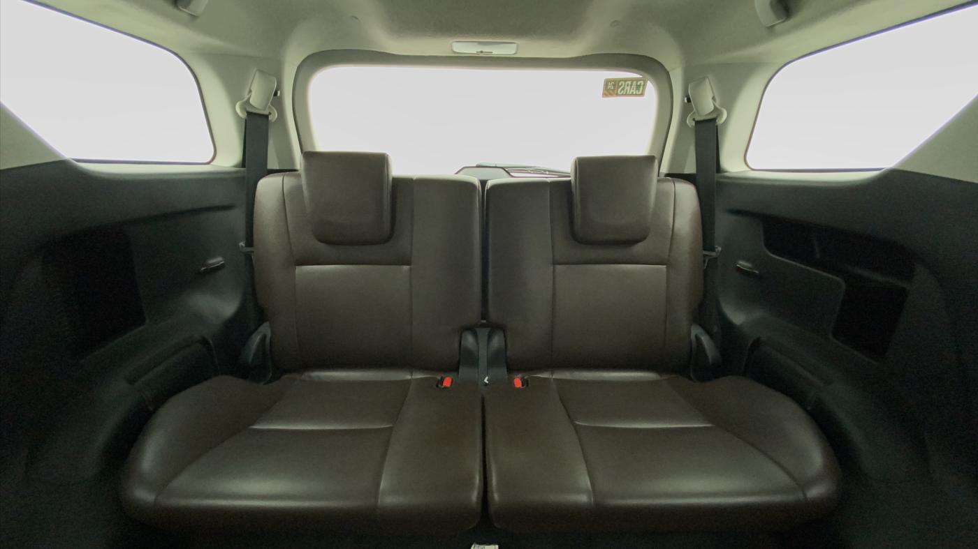 2017 Toyota Fortuner 2.8 4X2 AT, Diesel, Automatic, 1,04,607 km, Third Seat Row ( optional )