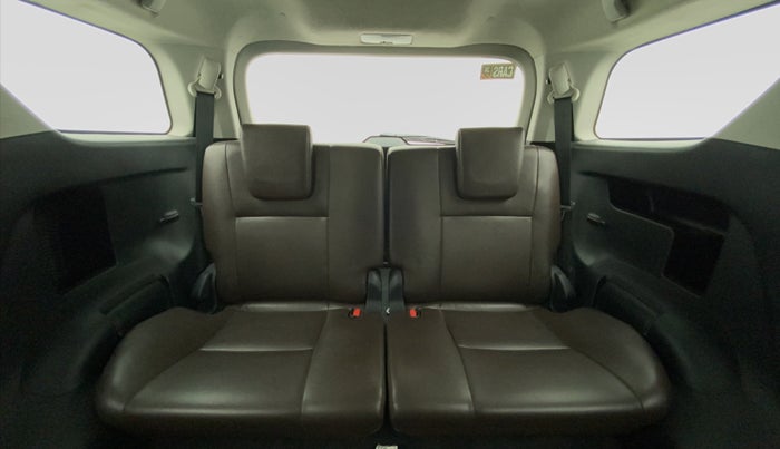 2017 Toyota Fortuner 2.8 4X2 AT, Diesel, Automatic, 1,04,607 km, Third Seat Row ( optional )