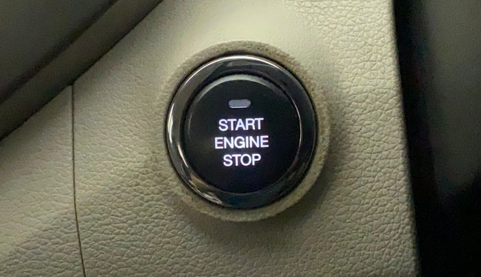 2019 Mahindra XUV300 W8 1.5 DIESEL, Diesel, Manual, 80,839 km, Keyless Start/ Stop Button
