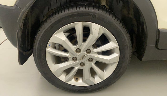 2019 Mahindra XUV300 W8 1.5 DIESEL, Diesel, Manual, 80,839 km, Right Rear Wheel
