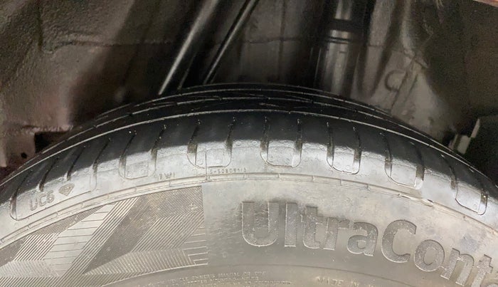 2014 Honda City 1.5L I-VTEC VX CVT, Petrol, Automatic, 1,39,423 km, Left Rear Tyre Tread