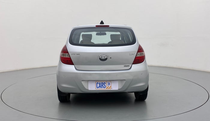 2010 Hyundai i20 MAGNA (O) 1.2, Petrol, Manual, 1,05,007 km, Back/Rear