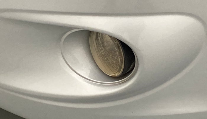 2010 Hyundai i20 MAGNA (O) 1.2, Petrol, Manual, 1,05,007 km, Left fog light - Not working