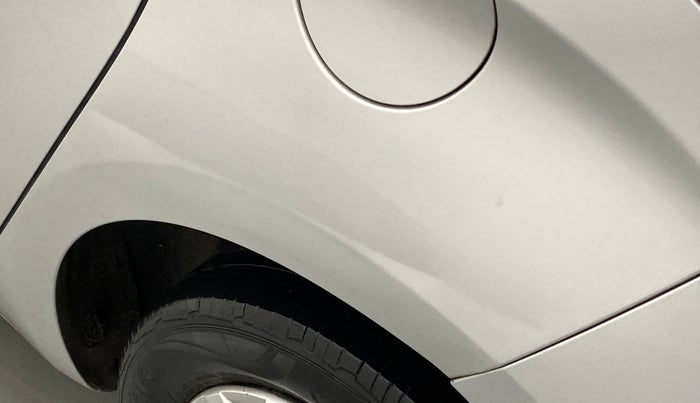 2010 Hyundai i20 MAGNA (O) 1.2, Petrol, Manual, 1,05,007 km, Left quarter panel - Slightly dented