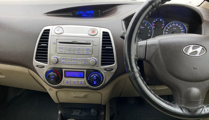 2010 Hyundai i20 MAGNA (O) 1.2, Petrol, Manual, 1,05,007 km, Air Conditioner