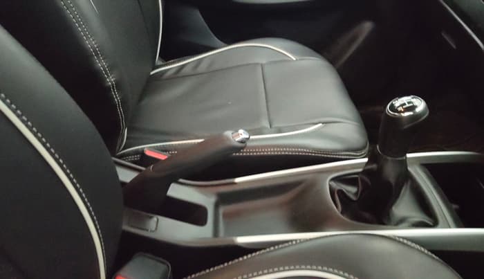 2017 Maruti Baleno DELTA PETROL 1.2, Petrol, Manual, 30,448 km, Gear Lever