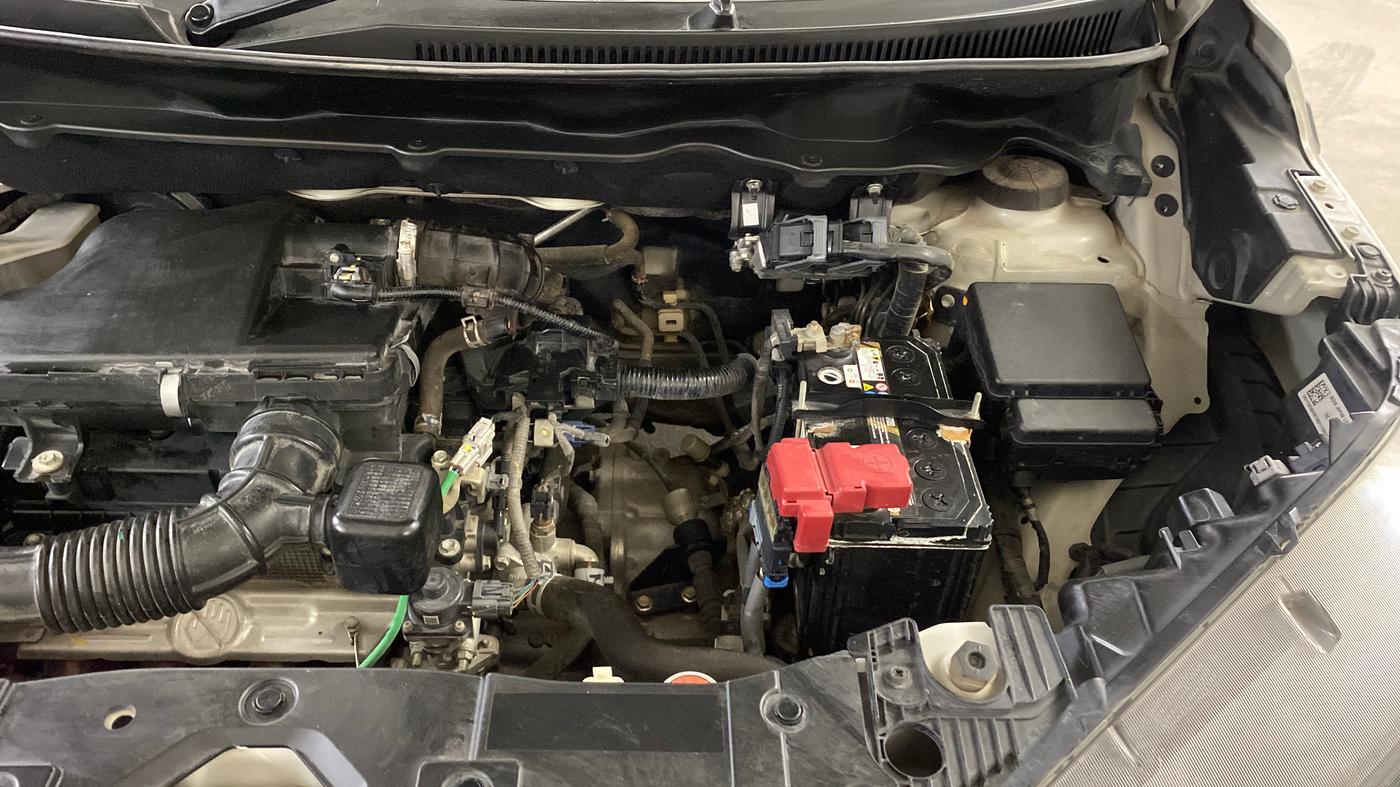 2023 Maruti XL6 ZETA AT, Petrol, Automatic, 81,155 km, Engine View - Left