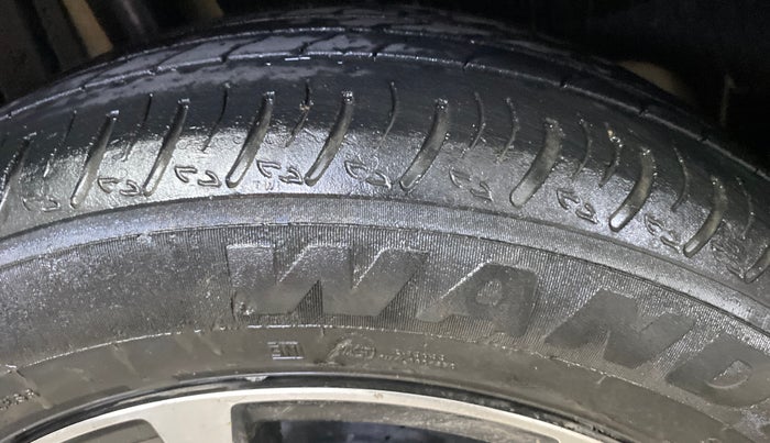 2023 Maruti XL6 ZETA AT, Petrol, Automatic, 81,105 km, Right Rear Tyre Tread