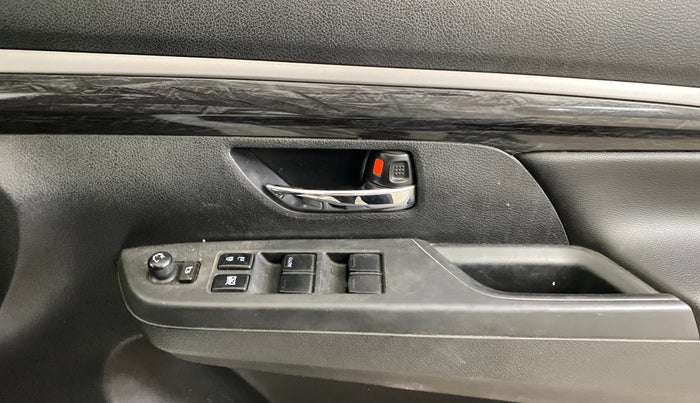 2023 Maruti XL6 ZETA AT, Petrol, Automatic, 81,105 km, Driver Side Door Panels Control