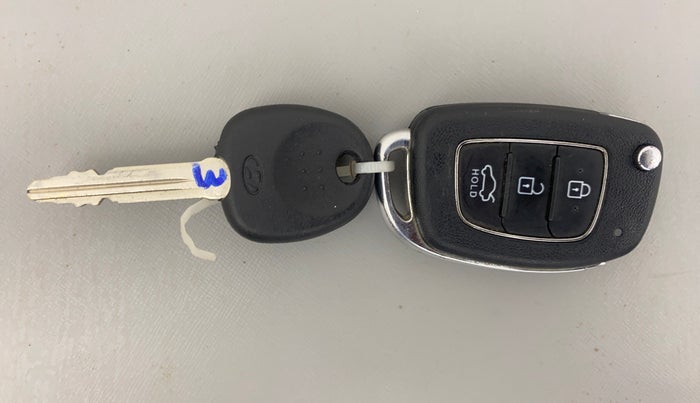 2021 Hyundai GRAND I10 NIOS SPORTZ 1.2 KAPPA VTVT, Petrol, Manual, 23,877 km, Key Close Up