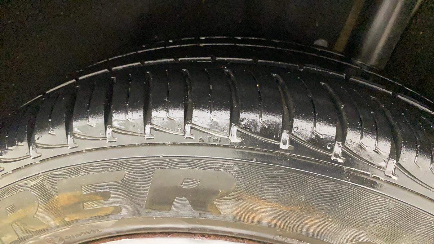 2018 Maruti Vitara Brezza VDI, Diesel, Manual, 1,10,839 km, Left Rear Tyre Tread