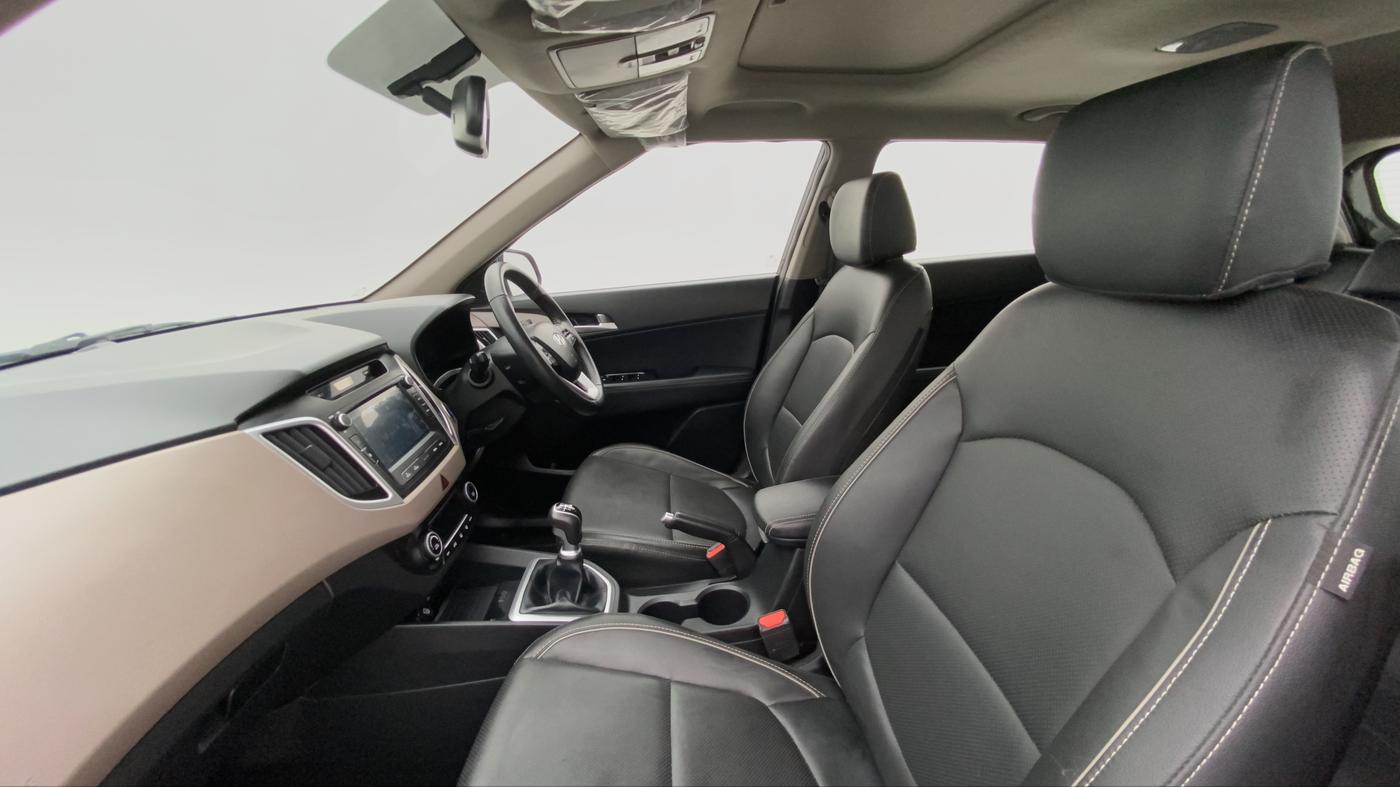 2019 Hyundai Creta 1.6 SX (O) VTVT, Petrol, Manual, 18,051 km, Right Side Front Door Cabin