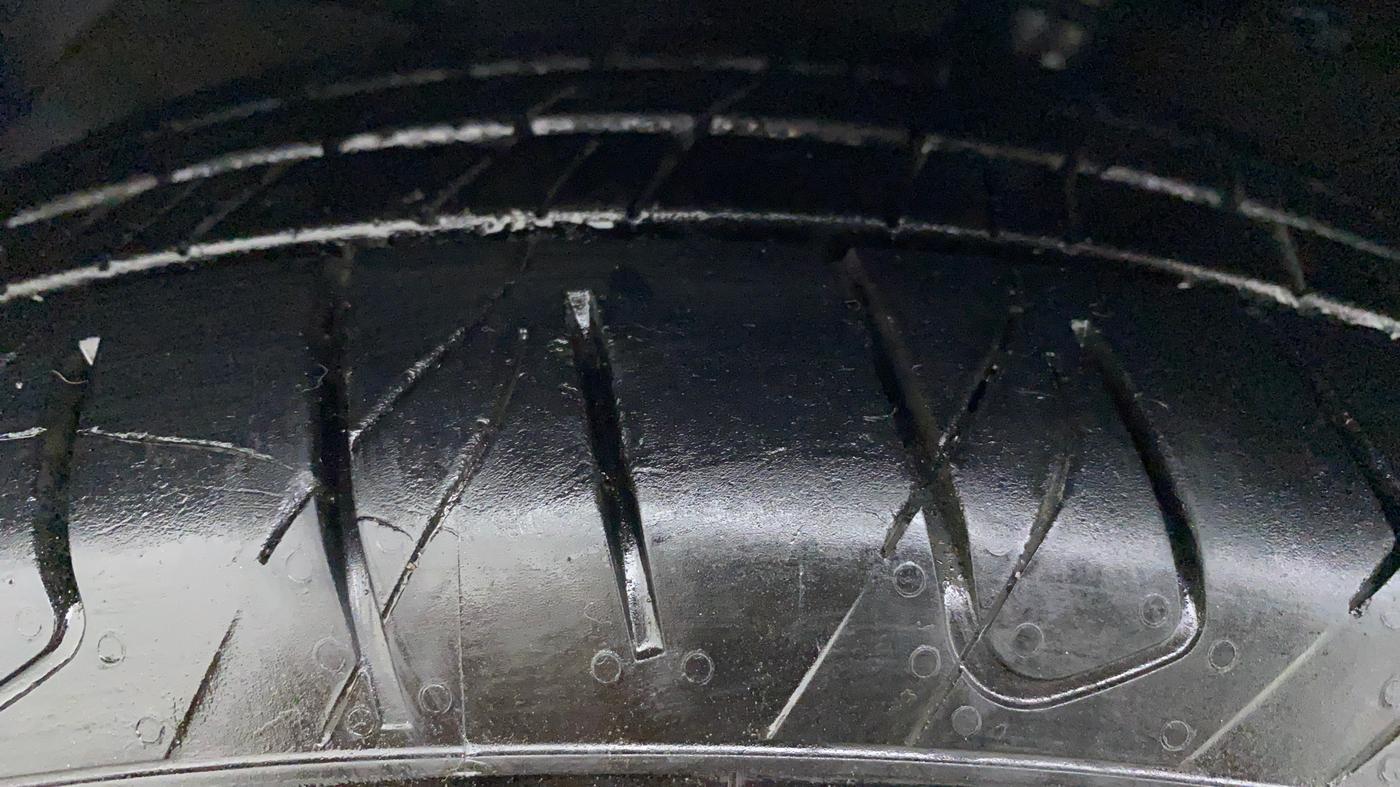 2013 Hyundai Sonata 2.4 GDI AT, Petrol, Automatic, 62,392 km, Left Front Tyre Tread
