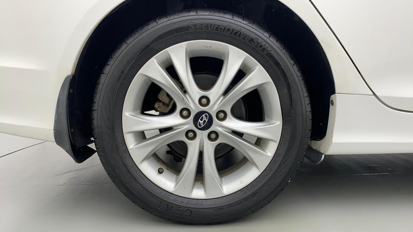 2013 Hyundai Sonata 2.4 GDI AT, Petrol, Automatic, 62,392 km, Right Rear Wheel