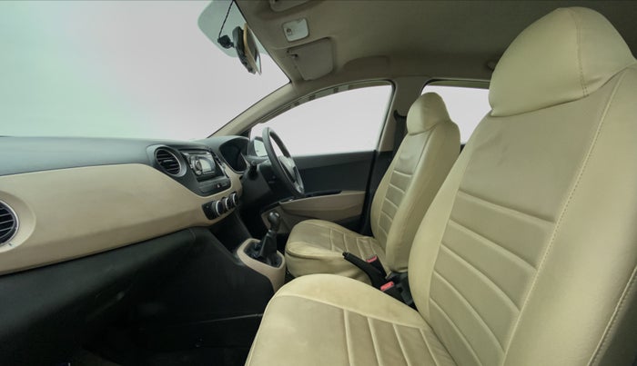2015 Hyundai Grand i10 MAGNA 1.2 KAPPA VTVT, Petrol, Manual, 66,617 km, Right Side Front Door Cabin