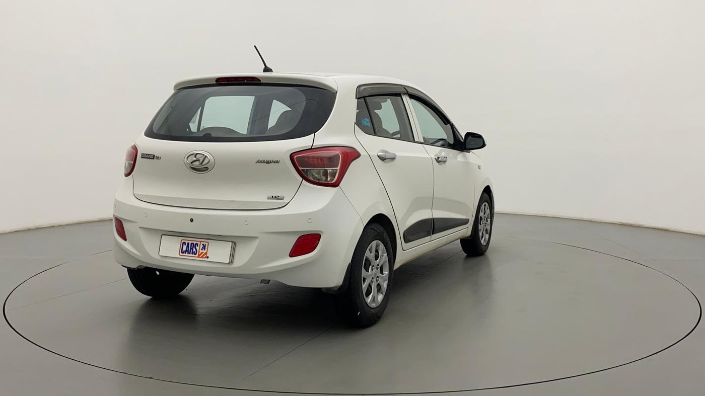 2015 Hyundai Grand i10 MAGNA 1.2 KAPPA VTVT, Petrol, Manual, 66,617 km, Right Back Diagonal