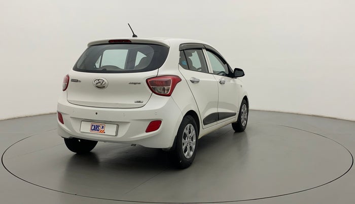 2015 Hyundai Grand i10 MAGNA 1.2 KAPPA VTVT, Petrol, Manual, 66,617 km, Right Back Diagonal